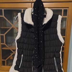 This is for the Endless Harley Davidson Sequined Knit Scarf (vest sold seperate)